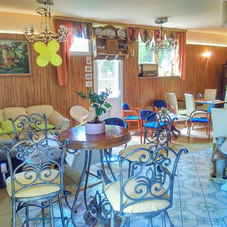 Motel Rezydent Βρότσλαβ Εξωτερικό φωτογραφία