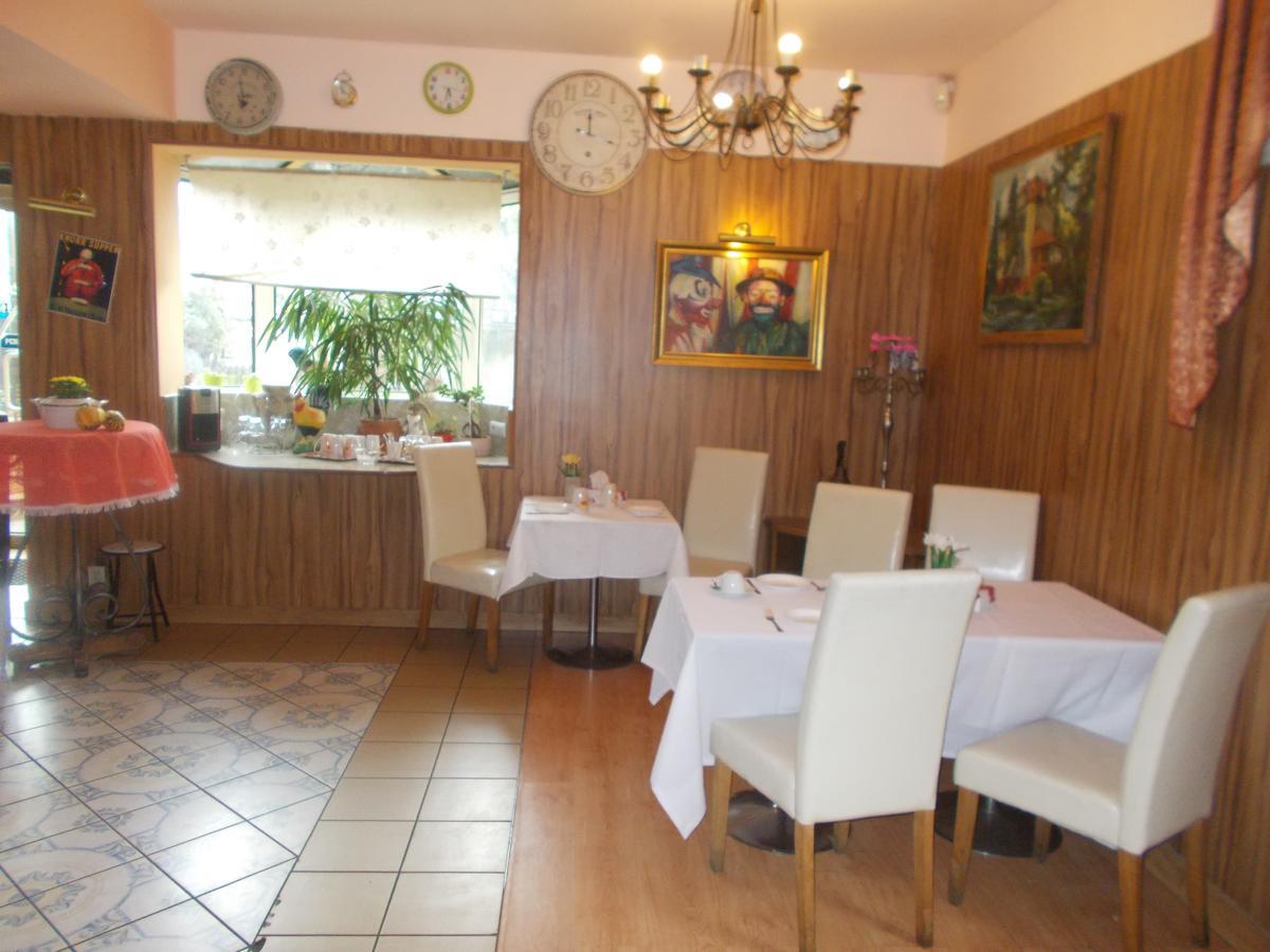 Motel Rezydent Βρότσλαβ Εξωτερικό φωτογραφία