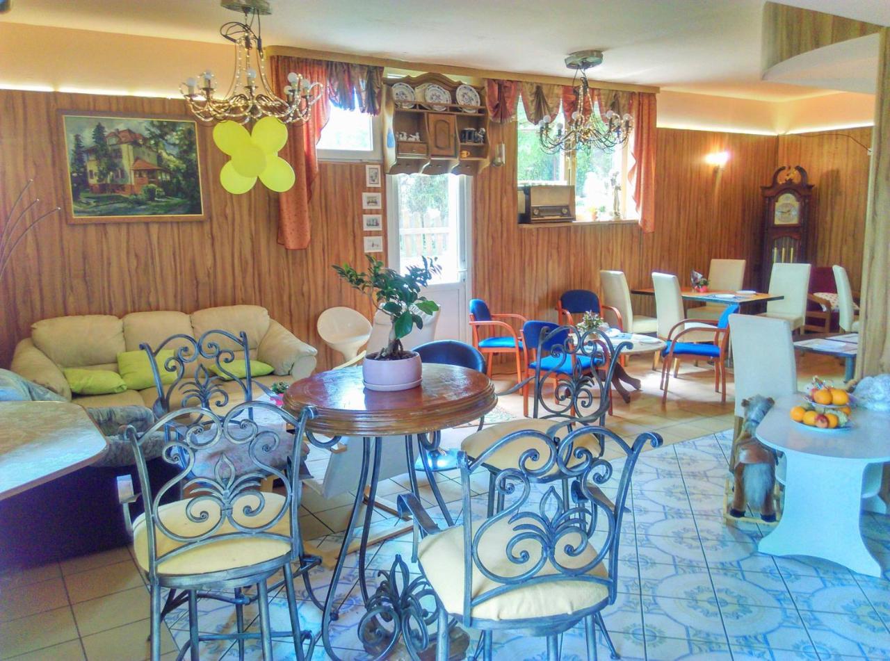 Motel Rezydent Βρότσλαβ Εξωτερικό φωτογραφία